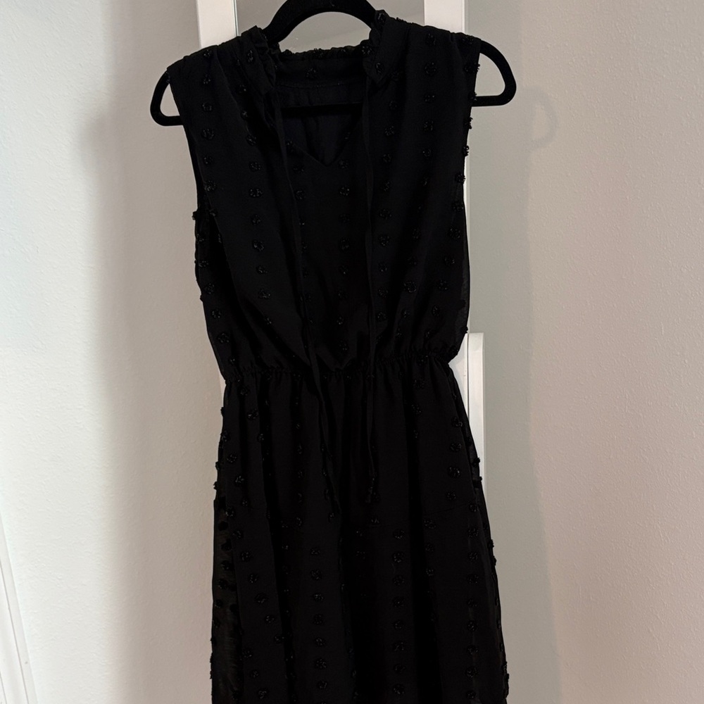 Chic Black Sleeveless Mini Dress - Picture 3 of 5